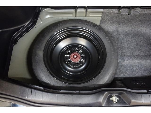 ヴォクシー ＺＳ　煌　１０型純正ナビ　フルセグＴＶ　ブルートゥース　ＤＶＤ再生　後席モニター　リヤカメラ　ＥＴＣ　スマートキー　オートエアコン　クルーズコントロール　ＬＥＤライト　両側電動ドア　セーフティセンス　アルミ（32枚目）