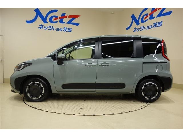 シエンタ ハイブリッドＺ　ＴＳＳ　ワンオーナ　エアバック　キーレスエントリー　イモビライザー　ＴＶ　整備記録簿　バックモニター　ＬＥＤヘッドライト　ＥＴＣ車載器　横滑り防止　スマートキー　オートエアコン　サイドエアバッグ（10枚目）