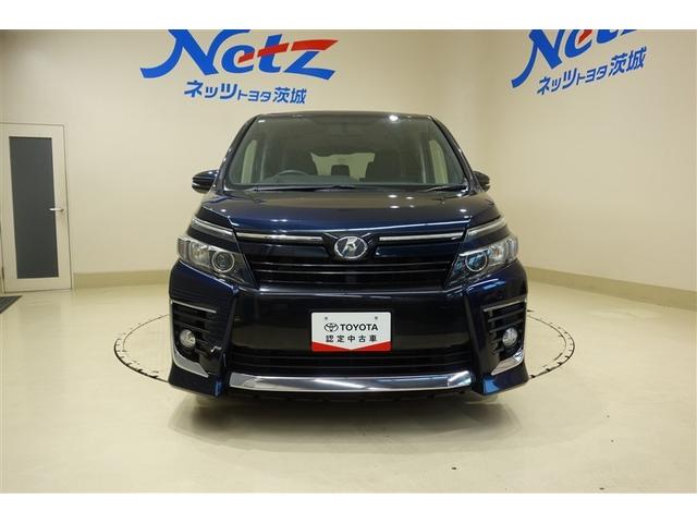 ヴォクシー ZS 両電動スライドドア 地デジ 盗難防止システム オートエアコン ダブルエアバッグ DVD再生可 ETC LEDヘッドライト キーレスエントリー メモリーナビ ナビTV AUX 3列シート 横滑り防止(4枚目)