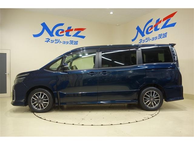 ヴォクシー ZS 両電動スライドドア 地デジ 盗難防止システム オートエアコン ダブルエアバッグ DVD再生可 ETC LEDヘッドライト キーレスエントリー メモリーナビ ナビTV AUX 3列シート 横滑り防止(10枚目)