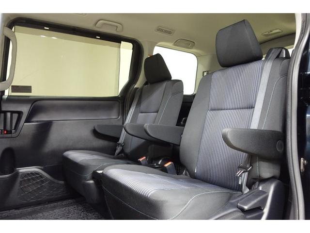 ヴォクシー ZS 両電動スライドドア 地デジ 盗難防止システム オートエアコン ダブルエアバッグ DVD再生可 ETC LEDヘッドライト キーレスエントリー メモリーナビ ナビTV AUX 3列シート 横滑り防止(25枚目)