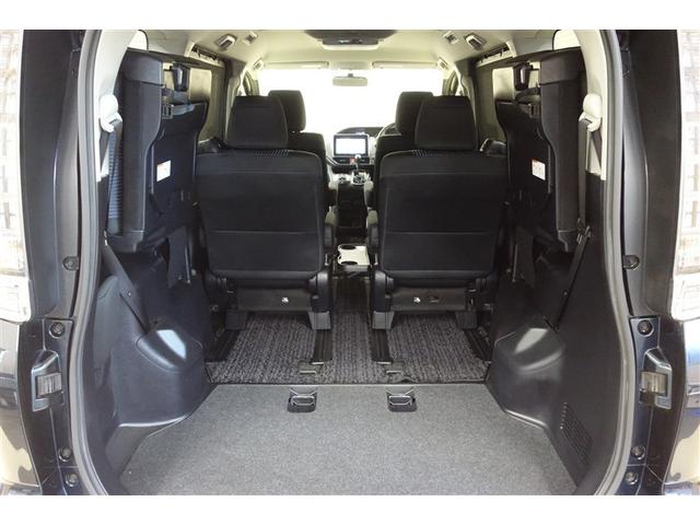 ヴォクシー ZS 両電動スライドドア 地デジ 盗難防止システム オートエアコン ダブルエアバッグ DVD再生可 ETC LEDヘッドライト キーレスエントリー メモリーナビ ナビTV AUX 3列シート 横滑り防止(28枚目)