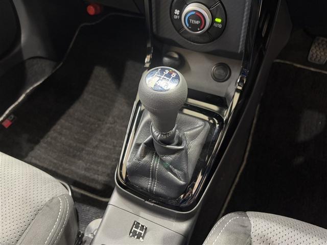 コペン GR スポーツ 5MT 純正ナビ フルセグTV ブルートゥース DVD再生 リヤカメラ ETC スマートキー&プッシュスタート オートエアコン シートヒーター LEDライト アルミホイール 電動ルーフ ロングラン保証(24枚目)