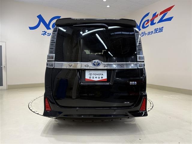 ヴォクシー ハイブリッドＺＳ　煌ＩＩ　電動両側スライドドア　ドライブレコーダ　パワーステアリング　ＤＶＤ再生可　リアクーラー　スマキー　地デジＴＶ　ＡＵＸ　横滑防止　１オーナー　点検記録簿　Ｗエアバック　ＡＡＣ　ＬＥＤランプ　エアバッグ（9枚目）