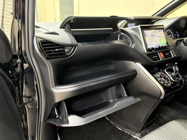 ヴォクシー ハイブリッドＺＳ　煌ＩＩ　電動両側スライドドア　ドライブレコーダ　パワーステアリング　ＤＶＤ再生可　リアクーラー　スマキー　地デジＴＶ　ＡＵＸ　横滑防止　１オーナー　点検記録簿　Ｗエアバック　ＡＡＣ　ＬＥＤランプ　エアバッグ（27枚目）