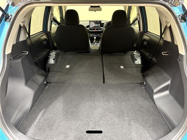 ライズ Ｚ　誤発進抑制機能　エアコン　テレビ　スマートキー＆プッシュスタート　地デジＴＶ　ＶＳＡ　盗難防止装置　ミュージックプレイヤー接続可　アイドリングストップ機能　クルコン　バックモニター　ＬＥＤヘッドライト（33枚目）