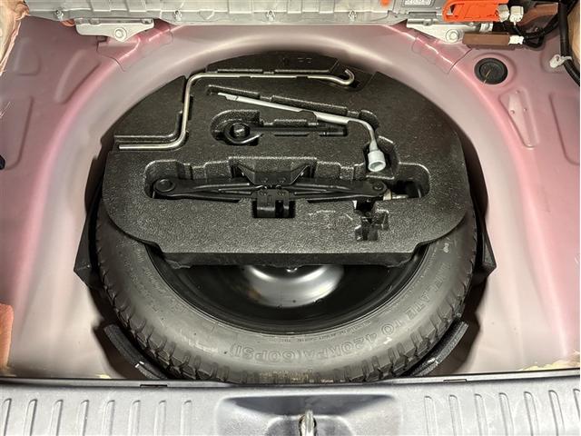 �^�C�����p���N�������ɖ��ɗ��X�y�A�^�C����H��Ȃǂ��������Ă��܂��B