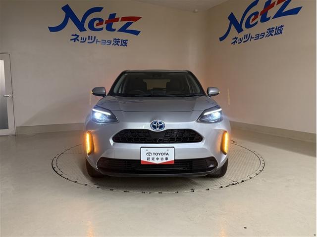 ヤリスクロス ハイブリッドＺ　インテリジェントキー　アルミホイル　ＬＥＤライト　１オ－ナ－　リアカメラ　クルーズコントロール　整備記録簿　横滑り防止システム　ナビＴＶ　メモリーナビゲーション　電動シ－ト　パワステ　オートエアコン（37枚目）