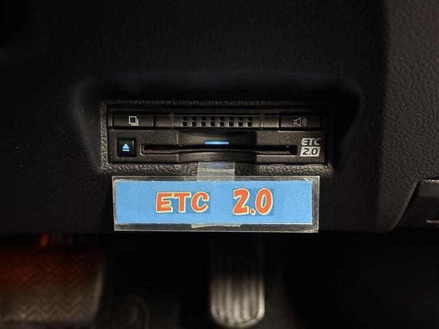 �d�s�b�Q�D�O�͂d�s�b�̋@�\�ɉ����A�^�]���Ȃ����ʓ��⍂�����H��̋K���⎖�̂̏��A�������A�O���̘H�ʏ��Ȃǂ���M���邱�Ƃ��\�ɂȂ��ʏ����h���C�o�[�ɋ����Ĉ��S�^�]���T�|�[�g���܂��B