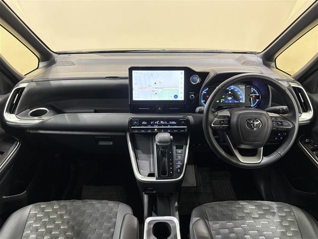 ヴォクシー ハイブリッドＳ－Ｚ　１００Ｖ電源　エンジンスターター　ディスプレイオーディオナビ　フルセグＴＶ　ブルートゥース　ＤＶＤ再生　後席モニター　リヤカメラ　ＥＴＣ　スマートキー　シートヒータ　クルーズコントロール　ＬＥＤライト（11枚目）