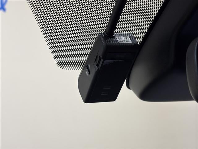 ヴォクシー ハイブリッドＳ－Ｚ　１００Ｖ電源　エンジンスターター　ディスプレイオーディオナビ　フルセグＴＶ　ブルートゥース　ＤＶＤ再生　後席モニター　リヤカメラ　ＥＴＣ　スマートキー　シートヒータ　クルーズコントロール　ＬＥＤライト（19枚目）