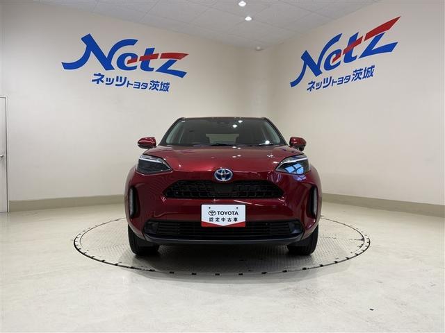 ヤリスクロス ハイブリッドZ パワーステアリング 横滑り防止装置 エアコン LEDヘットランプ クルーズC ワンオーナー車 AW 盗難防止装置 点検記録簿 キーレス ABS 電動シート スマートキー エアバッグ ETC 誤発進抑制(4枚目)