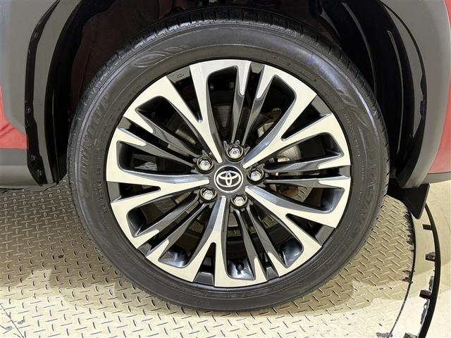 ヤリスクロス ハイブリッドZ パワーステアリング 横滑り防止装置 エアコン LEDヘットランプ クルーズC ワンオーナー車 AW 盗難防止装置 点検記録簿 キーレス ABS 電動シート スマートキー エアバッグ ETC 誤発進抑制(36枚目)