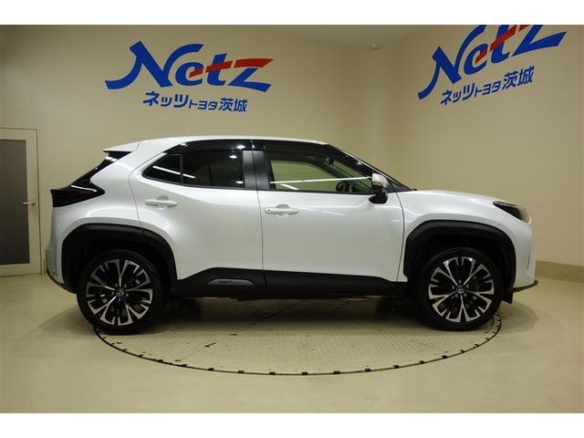 ヤリスクロス ハイブリッドZ ディスプレイオーディオナビ フルセグTV ブルートゥース 全周囲カメラ ETC スマートキー シートヒーター LEDライト クルーズコントロール ブラインドスポットモニター セーフティセンス アルミ(6枚目)