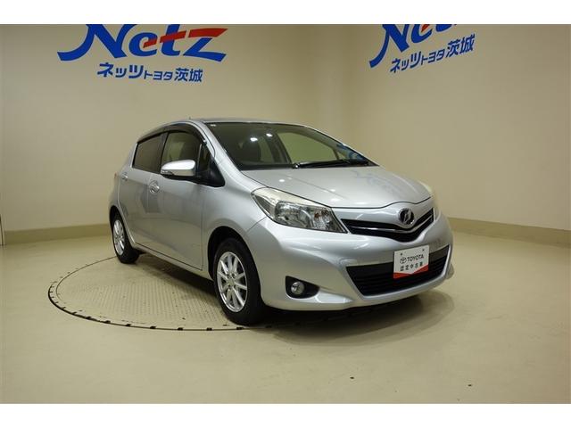 ヴィッツ F スマイルエディション スマートキー・プッシュスタート 整備点検記録簿 ワンセグTV 運転席助手席エアバッグ AUX接続 パワステ 盗難防止システム ナビTV メモリーナビ ワンオーナー パワーウィンドウ オートエアコン(5枚目)