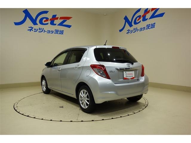 ヴィッツ F スマイルエディション スマートキー・プッシュスタート 整備点検記録簿 ワンセグTV 運転席助手席エアバッグ AUX接続 パワステ 盗難防止システム ナビTV メモリーナビ ワンオーナー パワーウィンドウ オートエアコン(9枚目)