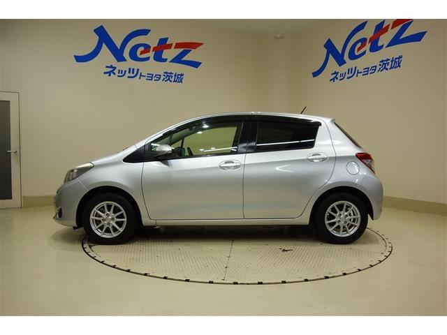 ヴィッツ F スマイルエディション スマートキー・プッシュスタート 整備点検記録簿 ワンセグTV 運転席助手席エアバッグ AUX接続 パワステ 盗難防止システム ナビTV メモリーナビ ワンオーナー パワーウィンドウ オートエアコン(10枚目)