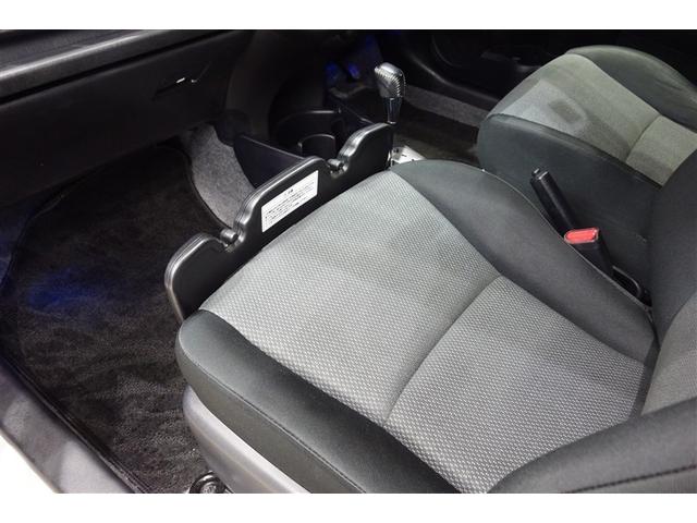 ヴィッツ F スマイルエディション スマートキー・プッシュスタート 整備点検記録簿 ワンセグTV 運転席助手席エアバッグ AUX接続 パワステ 盗難防止システム ナビTV メモリーナビ ワンオーナー パワーウィンドウ オートエアコン(21枚目)