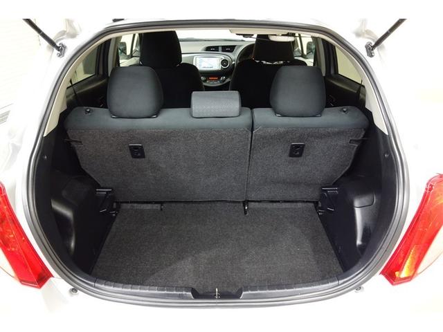 ヴィッツ F スマイルエディション スマートキー・プッシュスタート 整備点検記録簿 ワンセグTV 運転席助手席エアバッグ AUX接続 パワステ 盗難防止システム ナビTV メモリーナビ ワンオーナー パワーウィンドウ オートエアコン(23枚目)