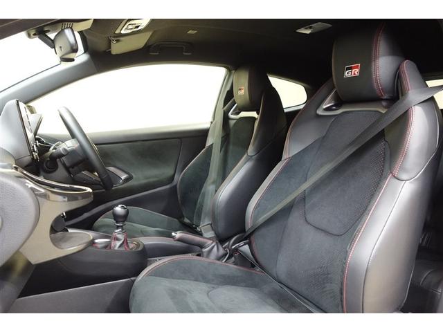 ＧＲヤリス ＲＺ　ハイパフォーマンス　ファースト　エディション　６ＭＴ　ディスプレイオーディオナビ　ブルートゥース　リヤカメラ　ＥＴＣ　スマートキー　オートエアコン　シートヒーター　クルーズコントロール　ＬＥＤライト　アイドリングストップ　セーフティセンス　アルミ（29枚目）