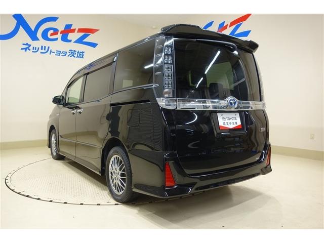 ヴォクシー ハイブリッドZS 煌II 10型純正ナビ フルセグTV ブルートゥース DVD再生 後席モニター リヤカメラ ETC スマートキー&プッシュスタート オートエアコン LEDライト 両側電動ドア セーフティセンス アルミ(9枚目)