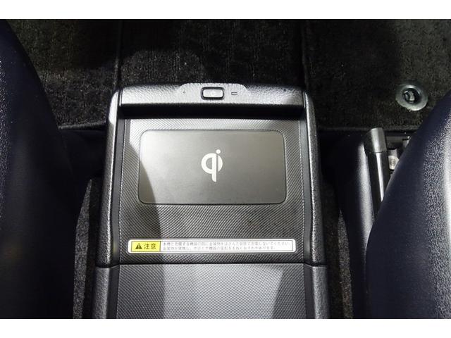 ヴォクシー ハイブリッドＶ　純正ナビ　ワンセグＴＶ　ブルートゥース　リヤカメラ　ＥＴＣ　スマートキー　オートエアコン　シートヒーター　クルーズコントロール　ＬＥＤライト　両側電動ドア　置くだけ充電　アルミホイール　ロングラン保証（21枚目）