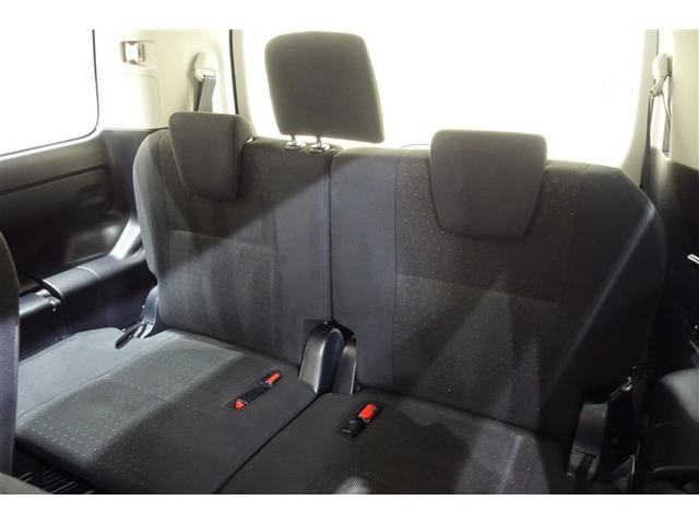 ヴォクシー ハイブリッドＶ　純正ナビ　ワンセグＴＶ　ブルートゥース　リヤカメラ　ＥＴＣ　スマートキー　オートエアコン　シートヒーター　クルーズコントロール　ＬＥＤライト　両側電動ドア　置くだけ充電　アルミホイール　ロングラン保証（27枚目）