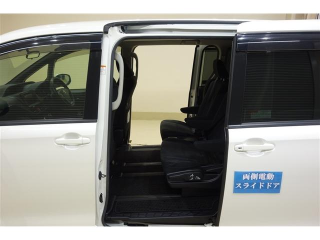 ヴォクシー ハイブリッドＶ　純正ナビ　ワンセグＴＶ　ブルートゥース　リヤカメラ　ＥＴＣ　スマートキー　オートエアコン　シートヒーター　クルーズコントロール　ＬＥＤライト　両側電動ドア　置くだけ充電　アルミホイール　ロングラン保証（34枚目）