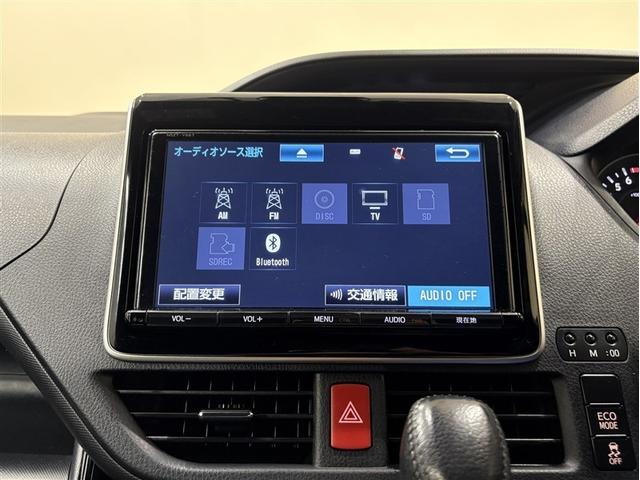 ヴォクシー ZS 両電動スライドドア 地デジ 盗難防止システム オートエアコン ダブルエアバッグ DVD再生可 ドライブレコーダー ETC LEDヘッドライト キーレスエントリー メモリーナビ オートクルーズ ナビTV(12枚目)