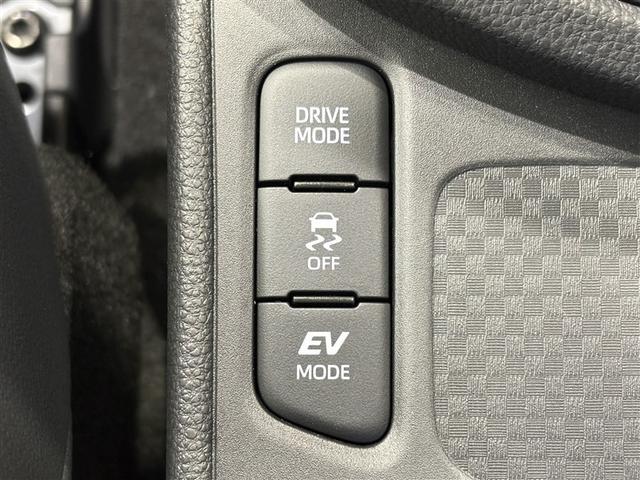 ヤリスクロス ハイブリッド　ＧＲスポーツ　ワンオーナー車　衝突軽減　オートクルーズコントロール　ＬＥＤヘッド　Ｂカメラ　キーレス　スマートキー　アイドリングストップ　イモビライザー　オートエアコン　横滑り防止装置　記録簿　ＥＴＣ（24枚目）