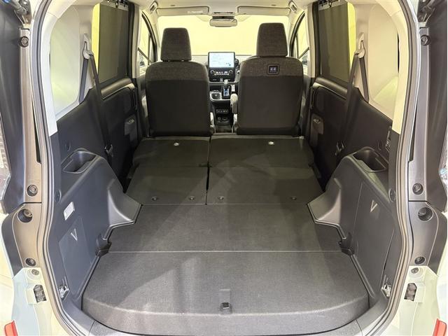 シエンタ ハイブリッドＺ　１００Ｖ電源　ディスプレイオーディオナビ　フルセグＴＶ　ブルートゥース　リヤカメラ　ＥＴＣ　スマートキー　シートヒーター　クルーズコントロール　ＬＥＤライト　両側電動ドア　セーフティセンス（32枚目）