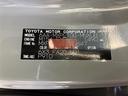 ハイブリッドＺ　１００Ｖ電源　ディスプレイオーディオナビ　フルセグＴＶ　ブルートゥース　リヤカメラ　ＥＴＣ　スマートキー　シートヒーター　クルーズコントロール　ＬＥＤライト　両側電動ドア　セーフティセンス（40枚目）