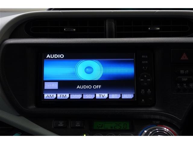 アクア Ｓ　純正ナビ　フルセグＴＶ　ブルートゥース　ＤＶＤ再生　リヤカメラ　ＥＴＣ　スマートキー＆プッシュスタート　オートエアコン　パワーステアリング　パワーウインドウ　デュアルエアバッグ　ロングラン保証（12枚目）