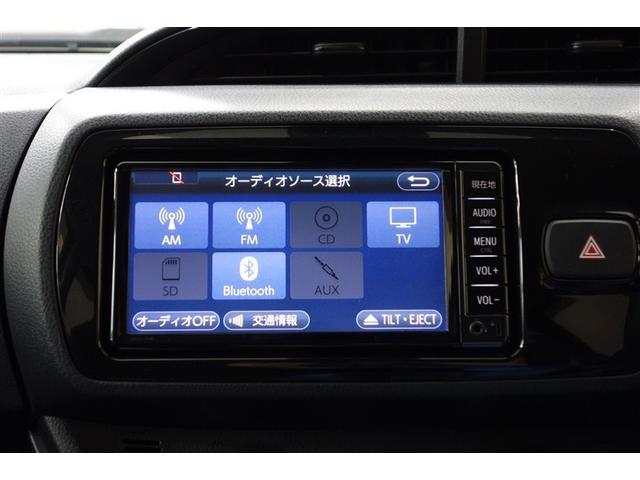 ヴィッツ Ｆ　純正ナビ　ワンセグＴＶ　ブルートゥース　リヤカメラ　ＥＴＣ　キーレスエントリ　マニュアルエアコン　パワーステアリング　パワーウインドウ　デュアルエアバッグ　横滑り抑制　セーフティセンス　ロングラン保証（13枚目）