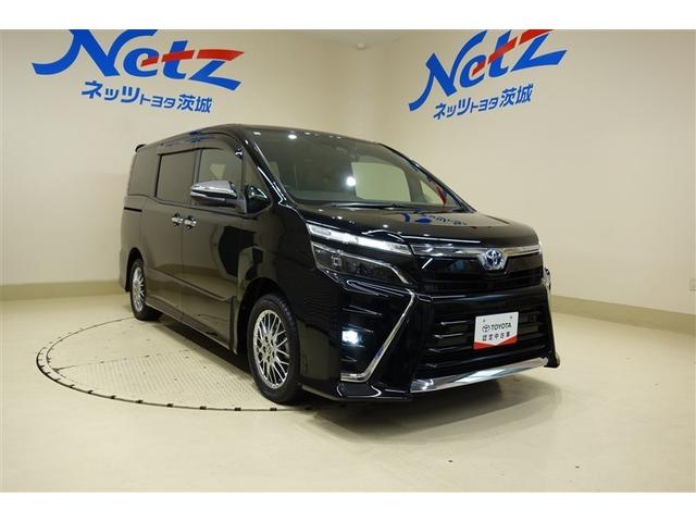 ヴォクシー ハイブリッドZS 煌III ドライブレコーダ アイドリングストップ 地デジTV リヤカメラ 1オナ車 Wエアコン スマートキー ミュージックプレイヤー接続可 DVD再生可 クルコン VSC キーレス アルミホイール ナビ&TV(5枚目)