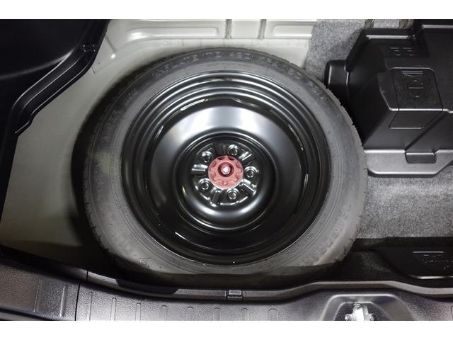 ヴォクシー ハイブリッドZS 煌III ドライブレコーダ アイドリングストップ 地デジTV リヤカメラ 1オナ車 Wエアコン スマートキー ミュージックプレイヤー接続可 DVD再生可 クルコン VSC キーレス アルミホイール ナビ&TV(32枚目)