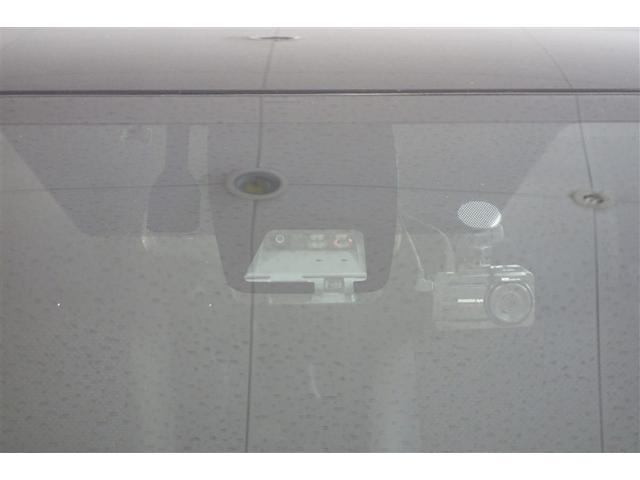 ヴォクシー ハイブリッドZS 煌III ドライブレコーダ アイドリングストップ 地デジTV リヤカメラ 1オナ車 Wエアコン スマートキー ミュージックプレイヤー接続可 DVD再生可 クルコン VSC キーレス アルミホイール ナビ&TV(34枚目)