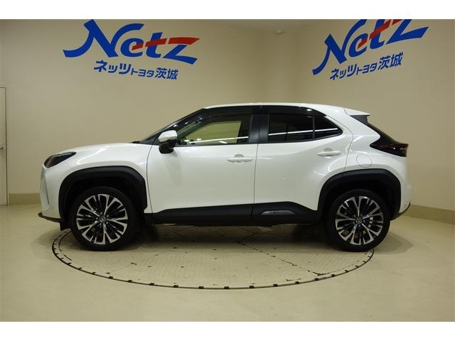 ヤリスクロス ハイブリッドZ ドライブレコーダ インテリジェントキー アルミホイル LEDライト 1オ-ナ- リアカメラ クルーズコントロール 整備記録簿 横滑り防止システム ナビTV メモリーナビゲーション 電動シ-ト パワステ(10枚目)