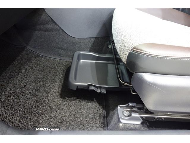 ヤリスクロス ハイブリッドZ ドライブレコーダ インテリジェントキー アルミホイル LEDライト 1オ-ナ- リアカメラ クルーズコントロール 整備記録簿 横滑り防止システム ナビTV メモリーナビゲーション 電動シ-ト パワステ(27枚目)