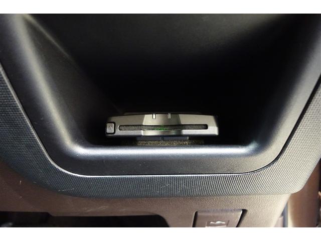 スペイド Ｇ　純正ナビ　フルセグＴＶ　ブルートゥース　ＤＶＤ再生　リヤカメラ　ＥＴＣ　スマ－トキ－　オートエアコン　シートヒーター　アイドリングストップ　片側電動ドア　ＨＩＤライト　ロングラン保証（16枚目）