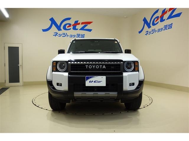 ランドクルーザー250 VXファーストエディション ムーンルーフ 本革電動シート ディスプレイオーディオ フルセグTV ブルートゥース 全周囲カメラ ETC スマートキー オートエアコン シートA/C クルーズコントロール LEDライト 電動バックドア(4枚目)