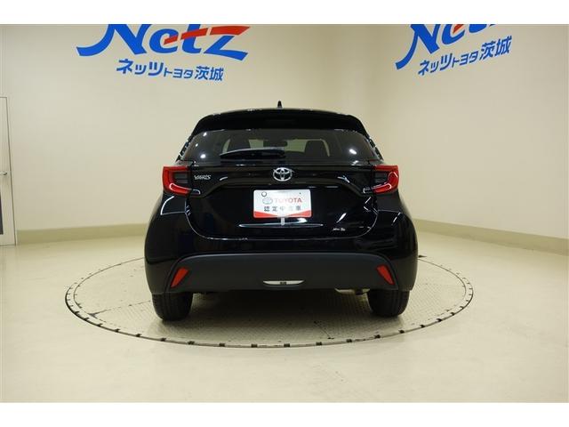 ヤリス Ｚ　サイドＳＲＳ　ＡＡＣ　バックモニタ　スマキー　横滑防止装置　地デジ　キーフリー　１オーナー　ＬＥＤランプ　パワーウインドウ　定期点検記録簿　助手席エアバック　クルコン　エアバッグ　パワーステアリング（8枚目）