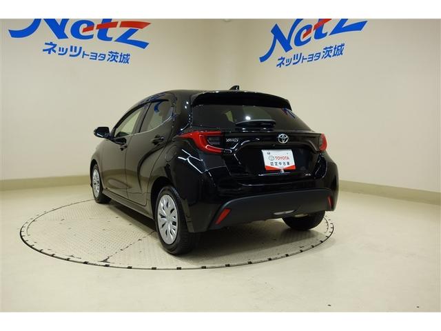 ヤリス Ｚ　サイドＳＲＳ　ＡＡＣ　バックモニタ　スマキー　横滑防止装置　地デジ　キーフリー　１オーナー　ＬＥＤランプ　パワーウインドウ　定期点検記録簿　助手席エアバック　クルコン　エアバッグ　パワーステアリング（9枚目）