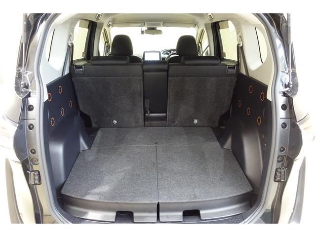 シエンタ ハイブリッドファンベースＧセーフティーエディションＩＩ　イモビライザー　ドラレコ付き　衝突軽減ブレーキ　Ｂカメラ　ナビＴＶ　ＥＴＣ車載器　オートクルーズコントロール　ミュージックプレイヤー接続可　スマートキー　フルセグ　横滑り防止機能　ＬＥＤライト　ＡＢＳ（29枚目）