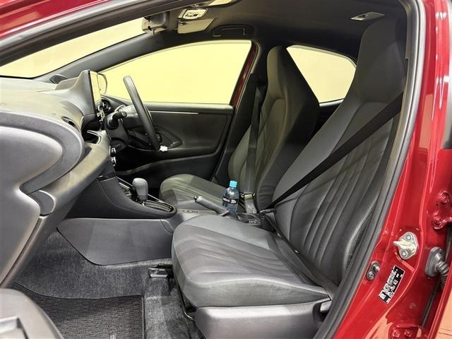 ヤリス Ｇ　バックモニタ－　誤発進抑制機能　ドライブレコーダ　１オーナー車　スマートキー　盗難防止装置　ＬＥＤヘッドライト　横滑り防止機能　キーレス　オートエアコン　メモリーナビ　ＡＢＳ　運転席エアバック　ナビ（26枚目）