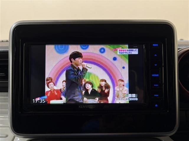 �I�[�f�B�I�\�[�X��ʂł��B�a�����������������������Ă���̂ŃX�}�[�g�t�H���Ɛڑ�����΃X�}�[�g�t�H���Ɏ�荞�񂾉��y�Ȃǂ𒮂�����ł��܂���