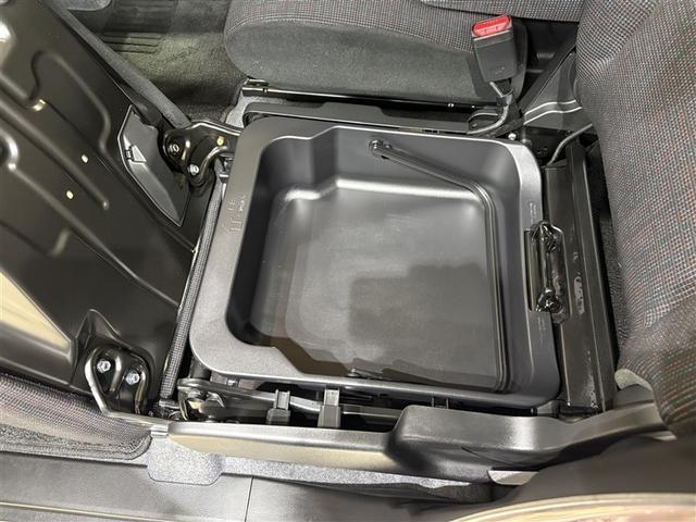 ����ȃV�[�g���̎��[�X�y�[�X�ł��B���i�g��Ȃ����̂����[���Ă����܂��B