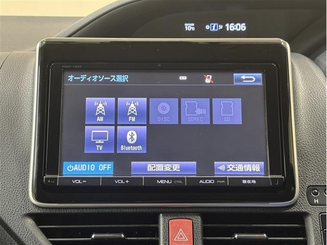 ヴォクシー ハイブリッドＶ　サイドエアバッグ　スマートキープッシュスタート　盗難防止アラーム　記録簿有　ＤＶＤ再生可　Ｂモニター　オートクルーズ　Ｗエアバック　ナビＴＶ　ＥＳＣ　ＥＴＣ車載器　リモコンキー　ＰＳ　ドラレコ付き（14枚目）