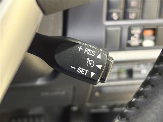 ヴォクシー ハイブリッドＶ　サイドエアバッグ　スマートキープッシュスタート　盗難防止アラーム　記録簿有　ＤＶＤ再生可　Ｂモニター　オートクルーズ　Ｗエアバック　ナビＴＶ　ＥＳＣ　ＥＴＣ車載器　リモコンキー　ＰＳ　ドラレコ付き（24枚目）