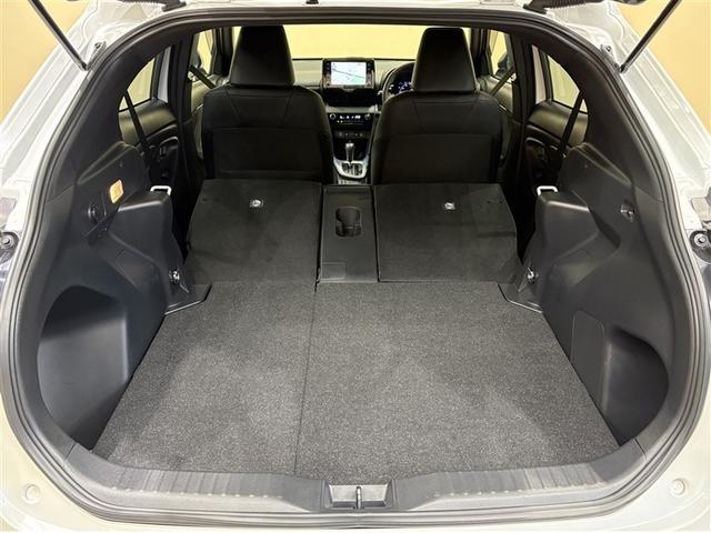 ヤリスクロス ハイブリッドＺ　ディスプレイオーディオナビ　ＤＶＤ再生　ブルートゥース　リヤカメラ　ＥＴＣ　スマートキー　電動シート　オートエアコン　シートヒーター　ＬＥＤライト　クルーズコントロール　セーフティセンス　アルミ（32枚目）